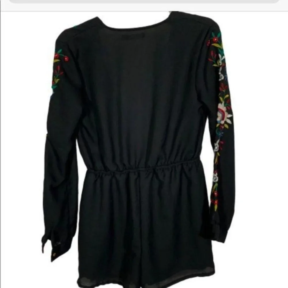 BOOHOO Floral Embroidered Long Sleeve Romper Black Size 4 - Picture 3 of 6